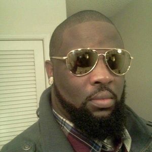 Meet your Posher, Dimetrious